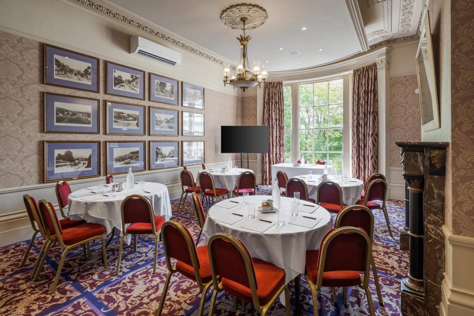 Reigate Manor Hotel Extérieur photo