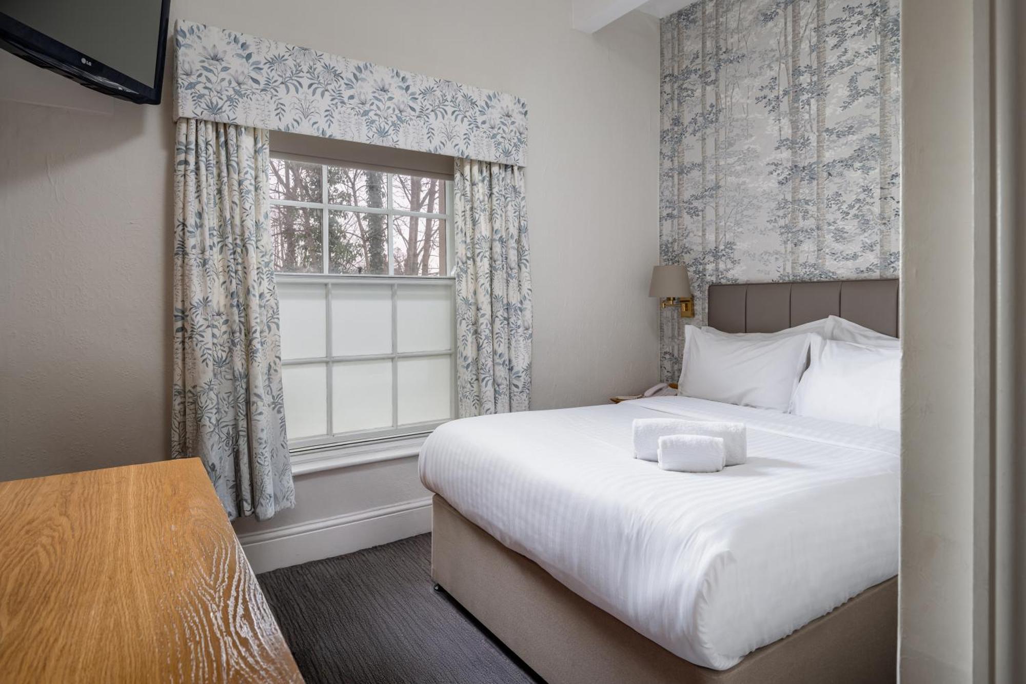 Reigate Manor Hotel Extérieur photo