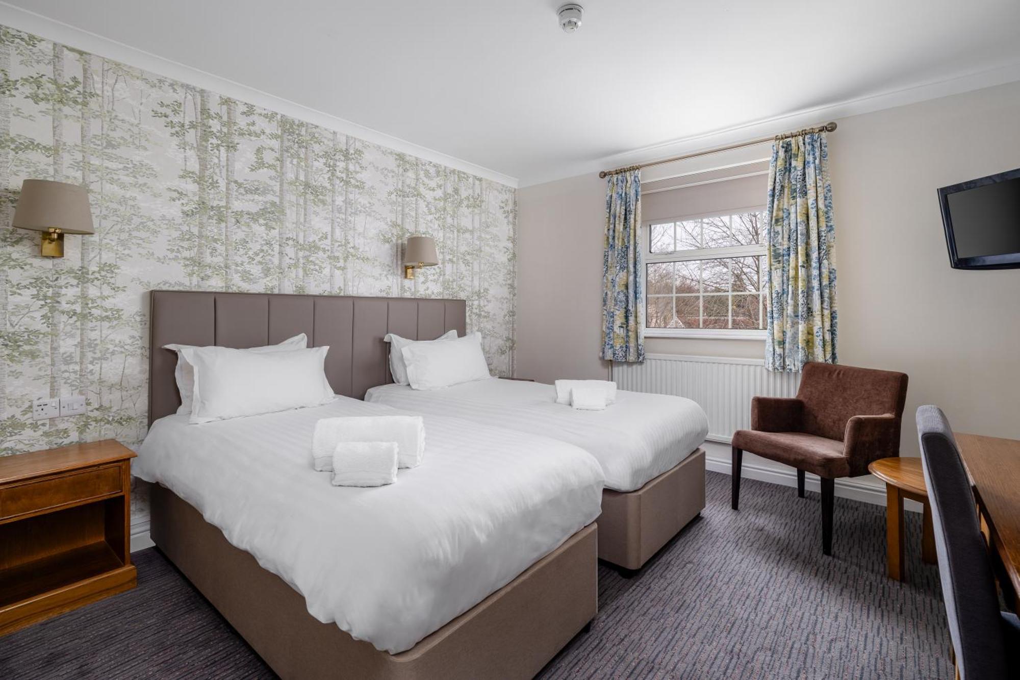 Reigate Manor Hotel Extérieur photo