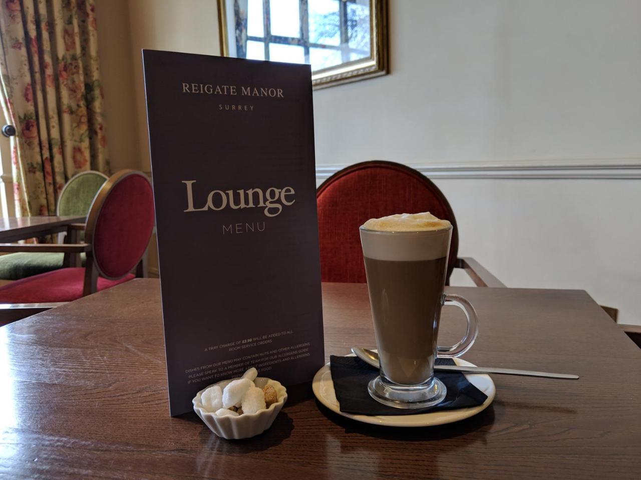 Reigate Manor Hotel Extérieur photo