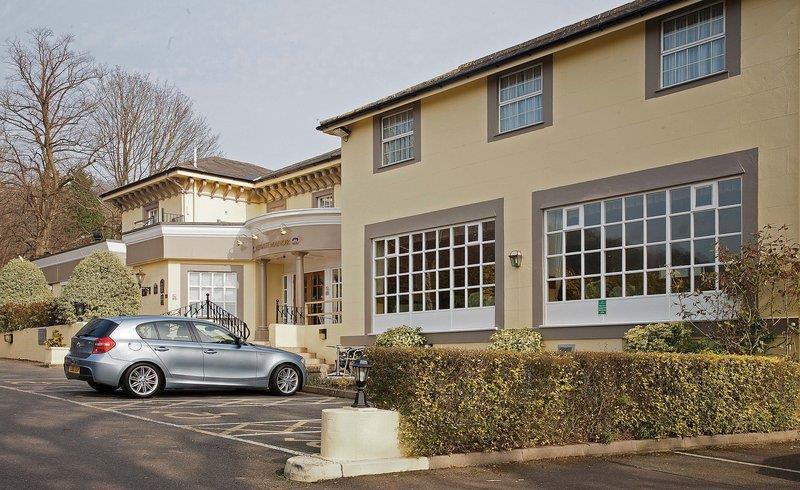 Reigate Manor Hotel Extérieur photo