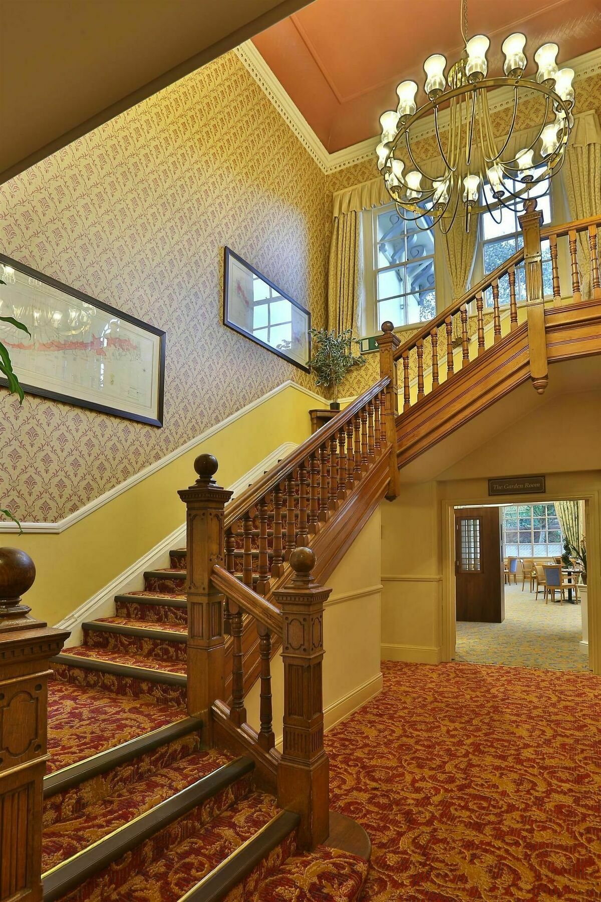 Reigate Manor Hotel Extérieur photo