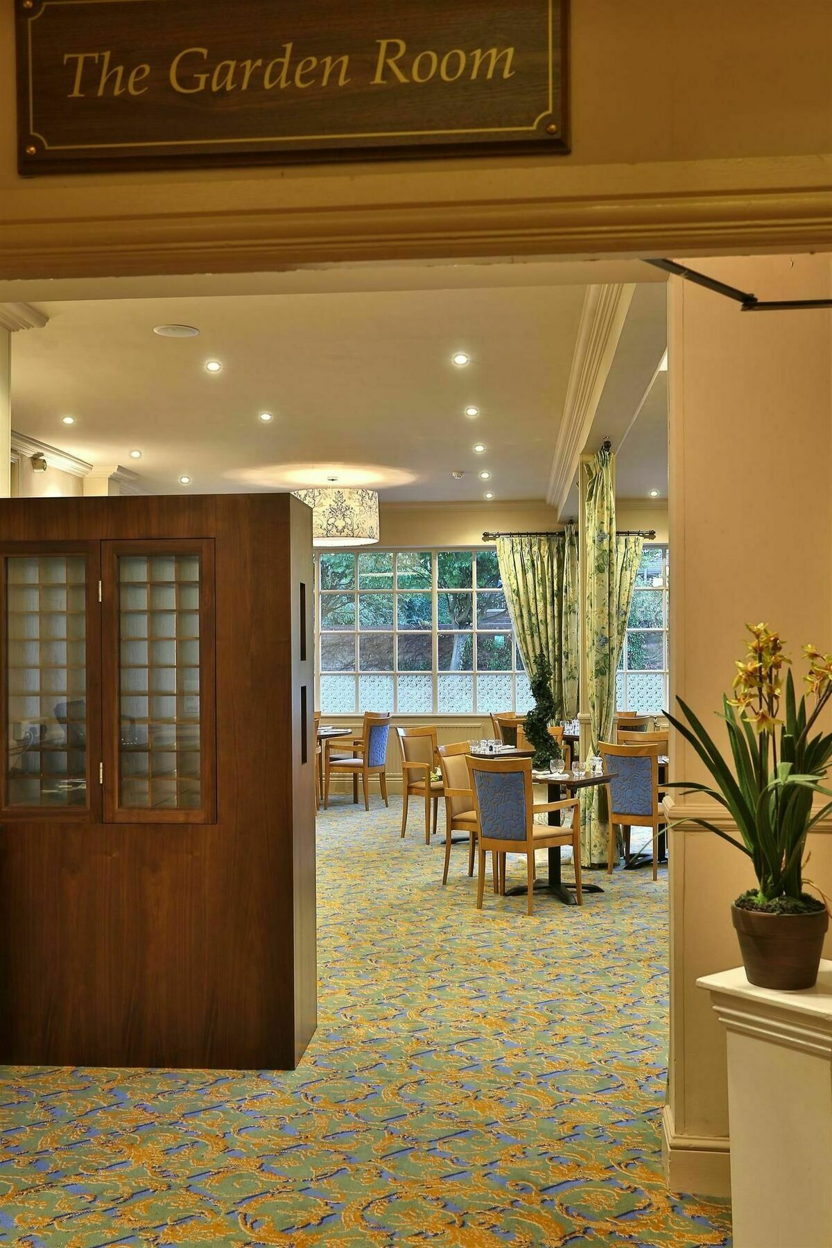 Reigate Manor Hotel Extérieur photo