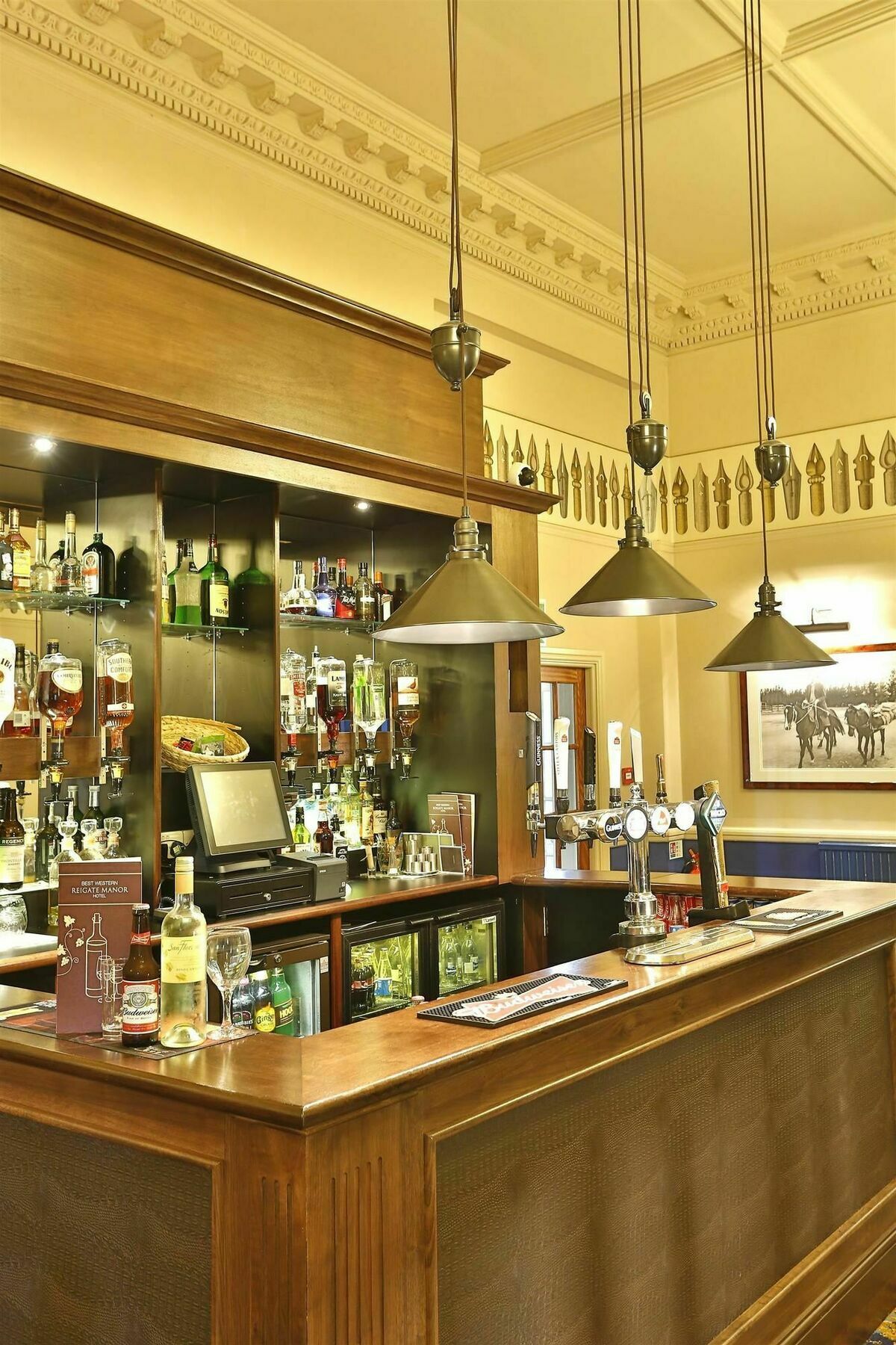 Reigate Manor Hotel Extérieur photo