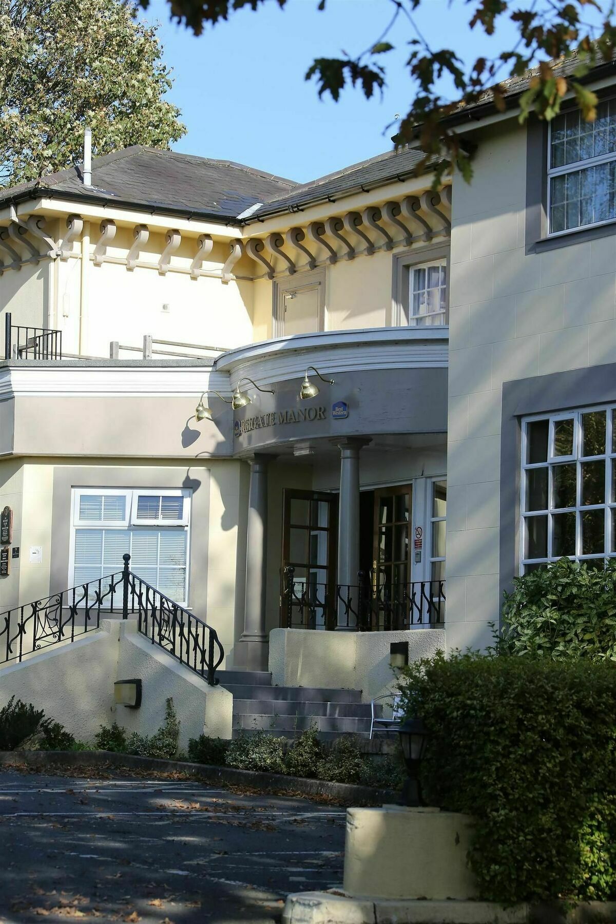 Reigate Manor Hotel Extérieur photo