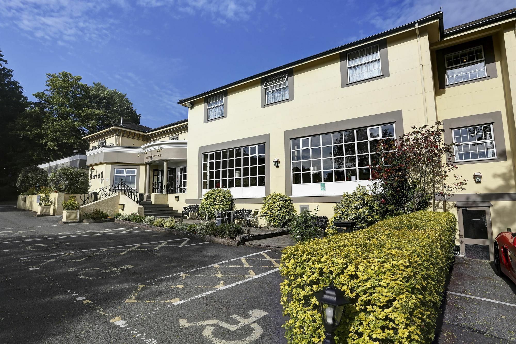 Reigate Manor Hotel Extérieur photo
